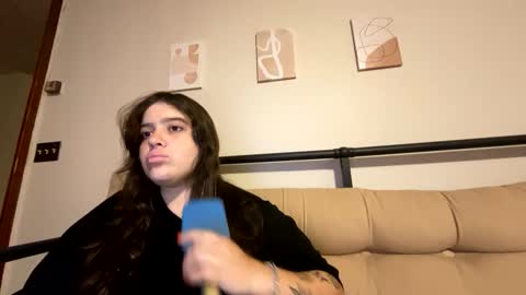 Snapshot of princesslaylaa chatting on September 17, 2:37 am princessviccxo online show from September 17, 2:37 am