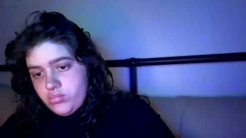 Snapshot of princesslaylaa chatting on February 20, 9:33 am princessviccxo online show from February 20, 9:33 am