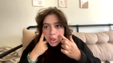 Snapshot of princesslaylaa chatting on September 25, 5:31 pm princessviccxo online show from September 25, 5:31 pm