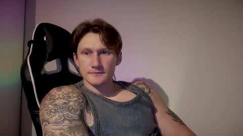 Oliver online show from November 9, 11:07 pm