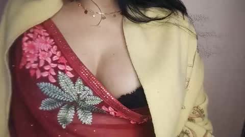 priyu_ online show from January 12, 3:13 am