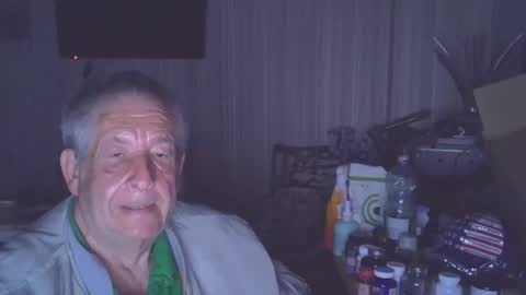 projectorepson online show from April 8, 7:50 pm