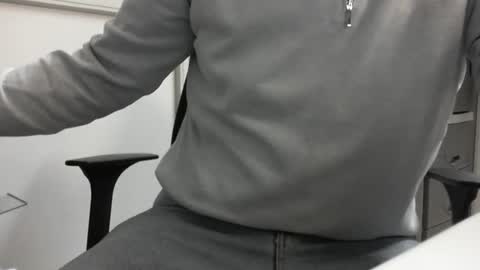 mature hairy guy online show from April 11, 3:38 pm