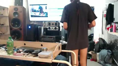 puff0169 online show from April 24, 2:02 am