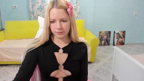 Victoria online show from February 25, 3:10 am