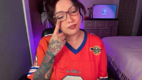 Pumpkin bunny online show from April 10, 2:17 am