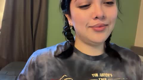 Pumpkin bunny online show from September 8, 11:15 pm