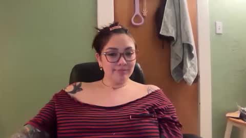 Pumpkin bunny online show from May 15, 7:17 am