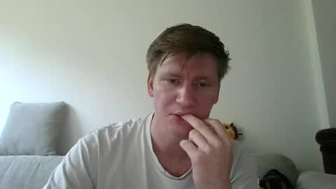 punkindrublic25 online show from May 27, 5:04 am