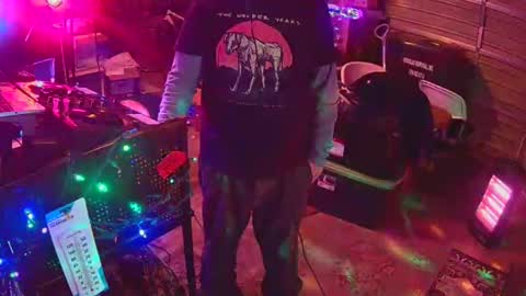 punkrunr083 online show from March 15, 8:18 am