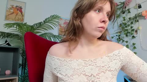 constant schedule Wednesday  Friday  Saturday  Sunday  The Rosemarie online show from April 5, 5:48 am