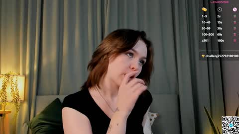 Sophie online show from December 10, 5:11 pm