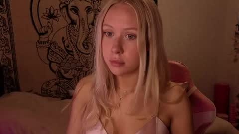 Megan online show from May 15, 10:45 am