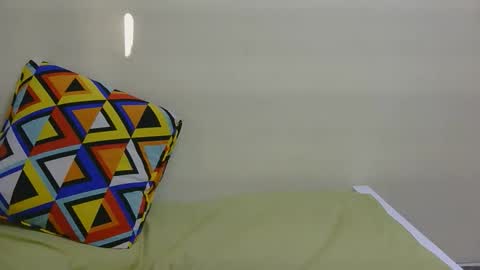 purple Rain online show from February 3, 5:05 am