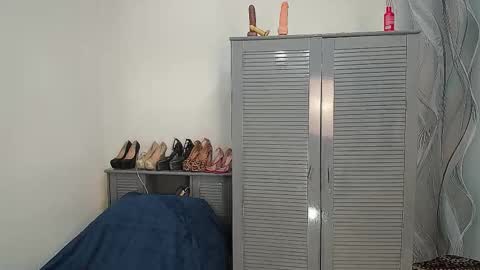 Snapshot of purrrfectmiko chatting on October 10, 7:03 am Miko online show from October 10, 7:03 am