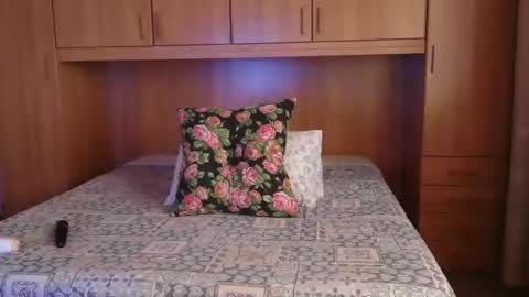 Mary online show from February 27, 11:06 am