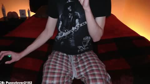 pussylover2182 online show from December 17, 4:41 am