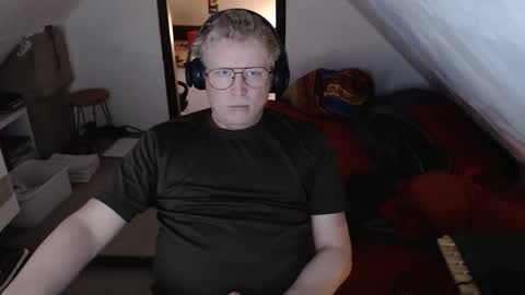 pussylovercb online show from April 27, 8:56 am