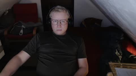 Snapshot of pussylovercb chatting on September 28, 8:51 pm pussylovercb online show from September 28, 8:51 pm