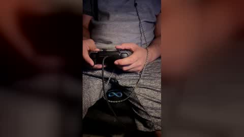 pussysurfer99 online show from April 13, 5:44 am