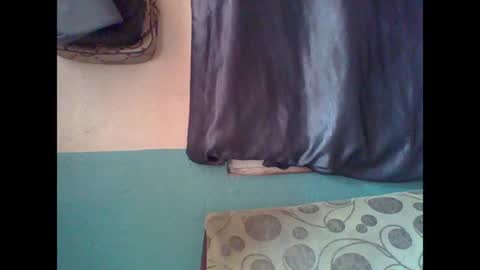 ora online show from April 23, 11:51 am