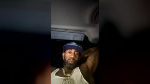 q_hefner52 online show from July 11, 5:12 am