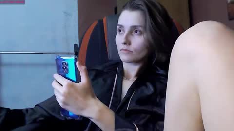 Snapshot of queen4565 chatting on March 3, 4:05 pm Lola online show from March 3, 4:05 pm