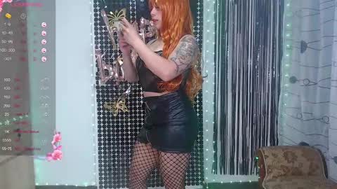 Snapshot of queen__abby chatting on September 29, 6:18 pm Queen Abby online show from September 29, 6:18 pm