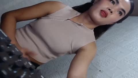 Snapshot of queen_arnie4utsxxx chatting on September 25, 1:07 pm Arnie online show from September 25, 1:07 pm