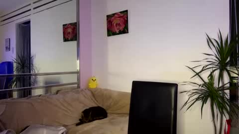 Viktoria online show from February 12, 6:09 pm