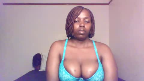 QUEEN online show from January 12, 4:00 am