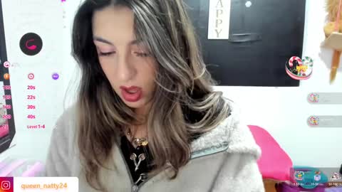 queen_natttyy online show from January 31, 3:52 am