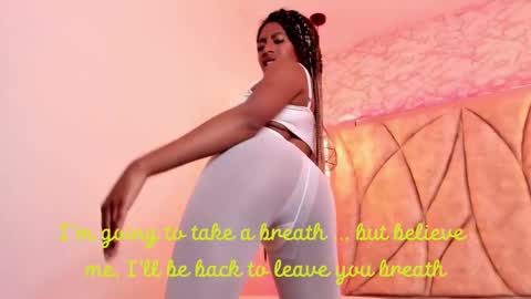 Snapshot of queen_perla_ chatting on March 5, 6:45 pm online show from March 5, 6:45 pm