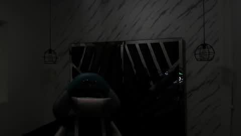 Snapshot of queen_perla_ chatting on October 9, 11:26 am online show from October 9, 11:26 am