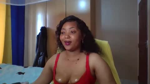 Snapshot of queenbebony2 chatting on October 9, 11:26 am Queenbebony2 online show from October 9, 11:26 am