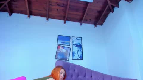 Queen online show from October 19, 3:49 pm