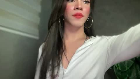 QUEEN online show from March 30, 12:01 am