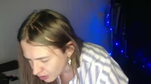 Snapshot of queennicky88 chatting on February 9, 3:11 am Nico online show from February 9, 3:11 am