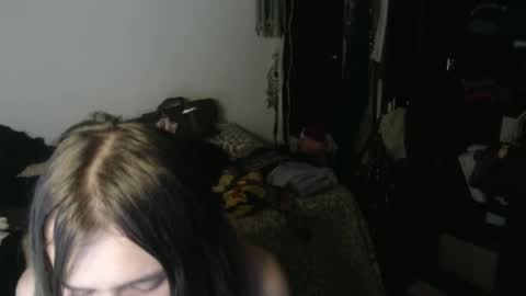 Snapshot of queennicky88 chatting on February 12, 7:02 am Nico online show from February 12, 7:02 am