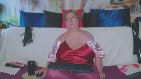 QueenPammy online show from February 17, 8:02 am