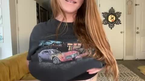 Bree online show from July 8, 8:01 pm