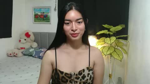 Snapshot of queenpinay69 chatting on October 7, 2:46 pm QueenPinay69 online show from October 7, 2:46 pm