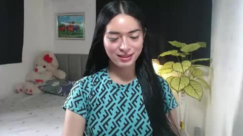 Snapshot of queenpinay69 chatting on October 9, 5:13 am QueenPinay69 online show from October 9, 5:13 am
