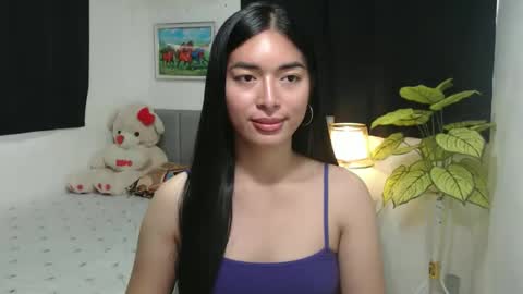Snapshot of queenpinay69 chatting on October 20, 7:35 am QueenPinay69 online show from October 20, 7:35 am