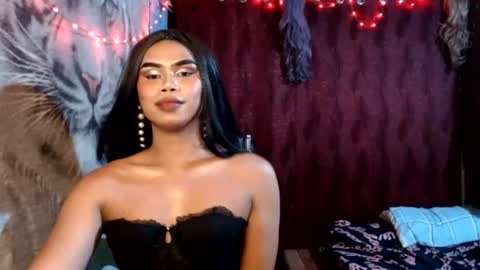 queenpinayebony_xx online show from June 30, 11:20 am