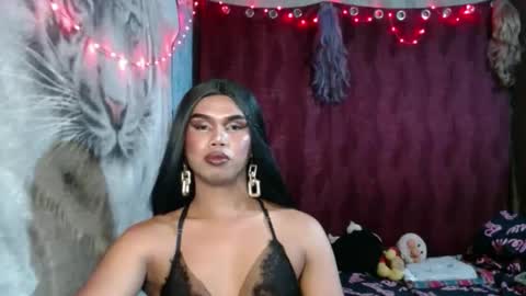 queenpinayebony_xx online show from May 10, 12:11 pm