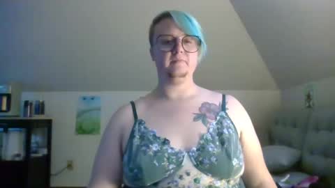 queerlyjaz online show from October 8, 1:35 am