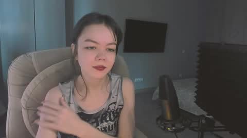 quietluxury online show from March 28, 11:44 am