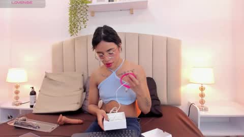 Rachel Donnelly online show from October 13, 4:14 am