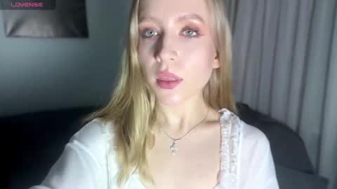 Alice online show from March 27, 5:58 pm